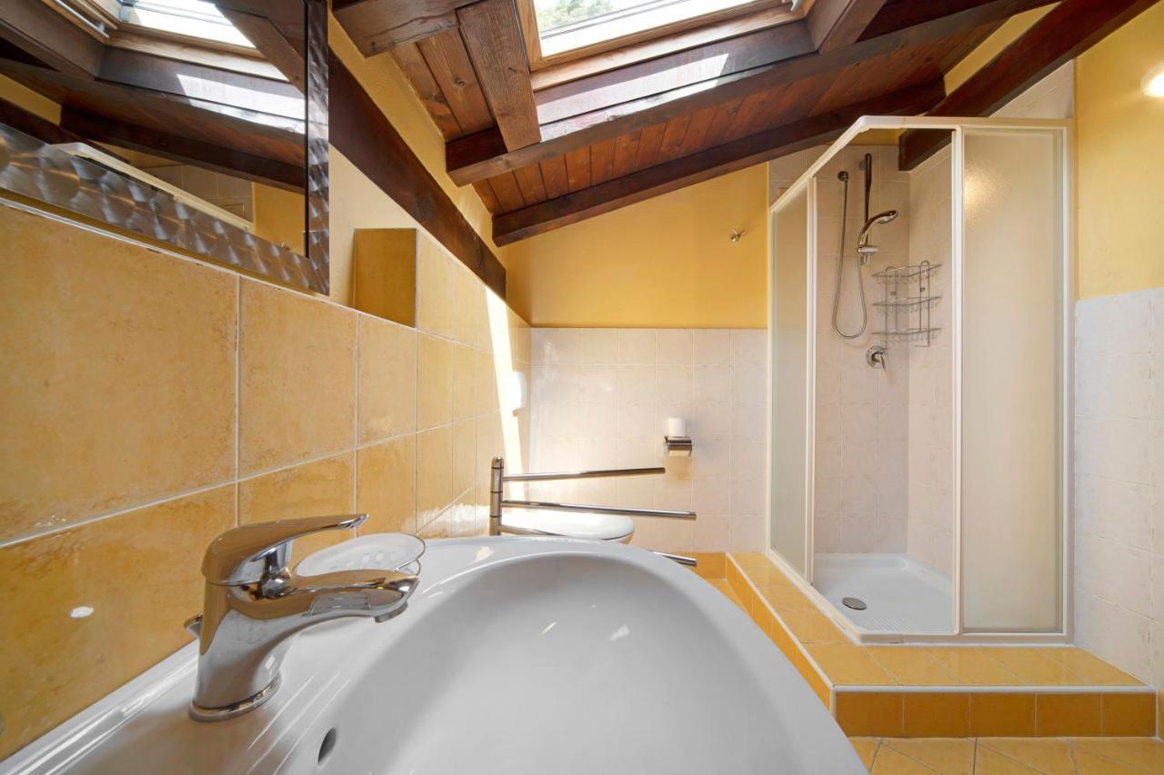 Luxury Country House Domaso Eksteriør billede
